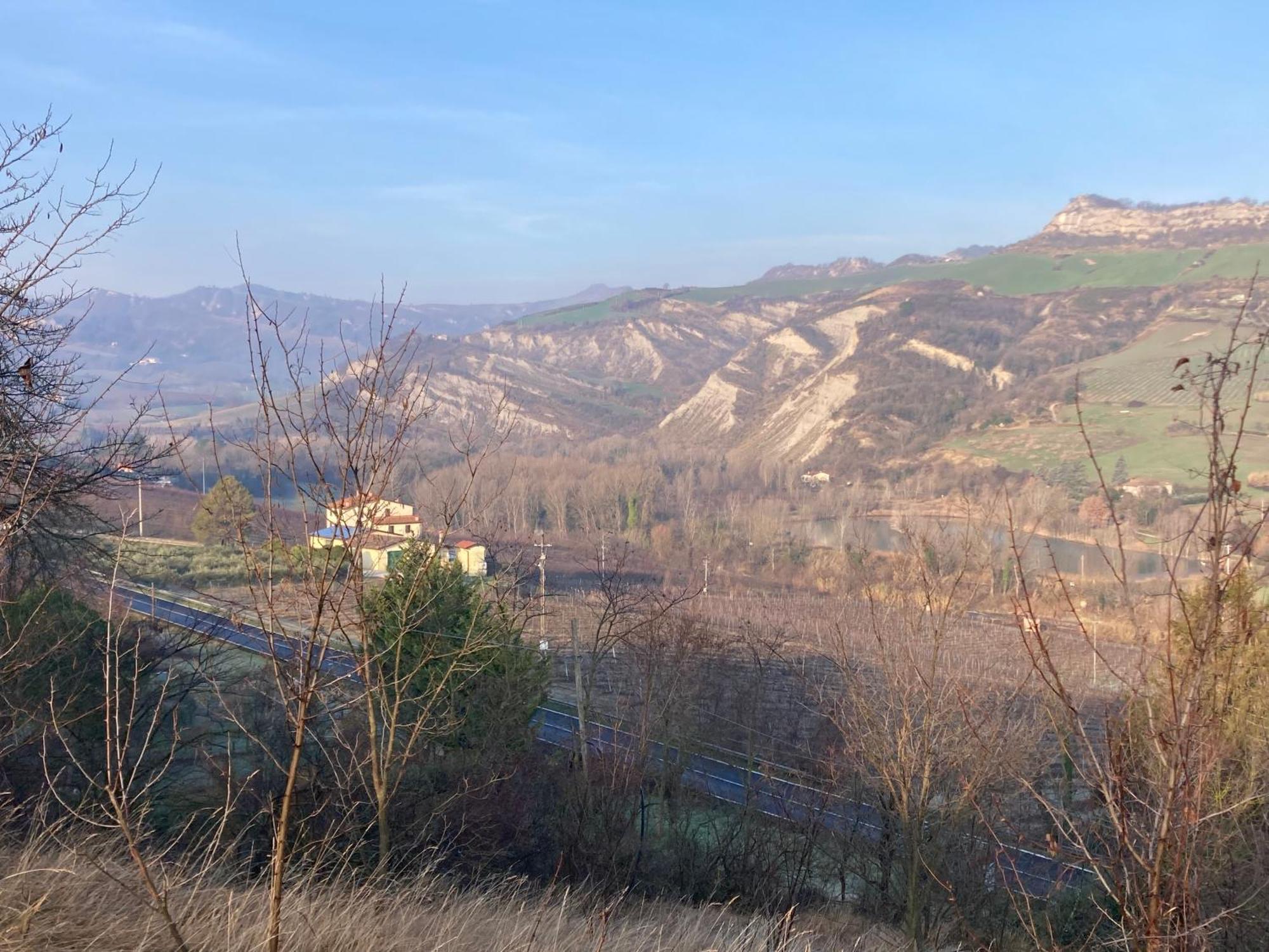 Ca' Vanello Borgo Tossignano 外观 照片