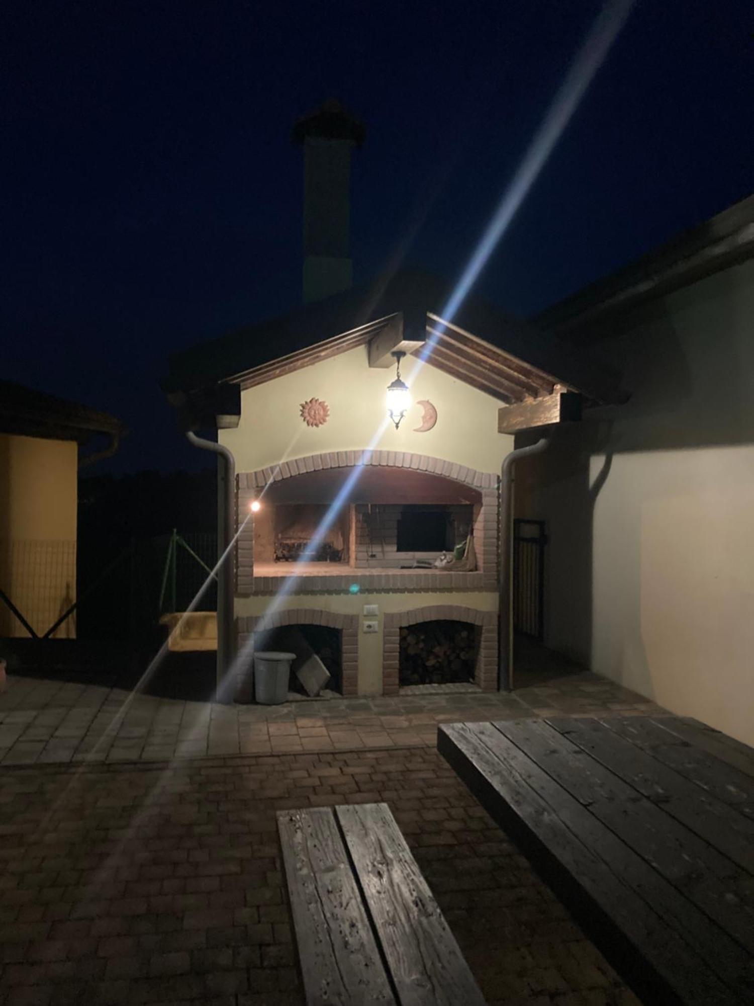 Ca' Vanello Borgo Tossignano 外观 照片